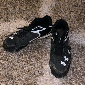 Youth Under Armour Softball Cleats